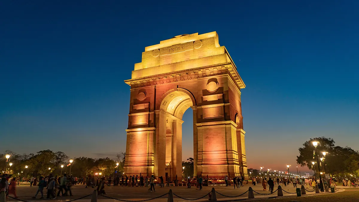 15 Famous Places to Visit in Delhi – Top Tourist Attractions